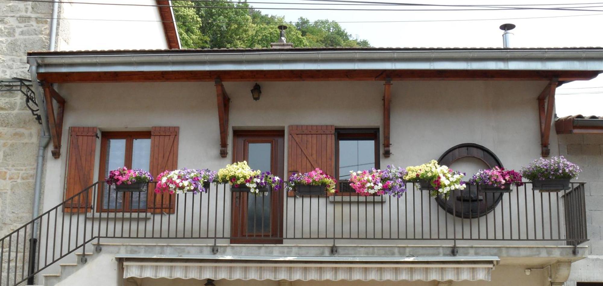 Maison Dans Un Village Viticole